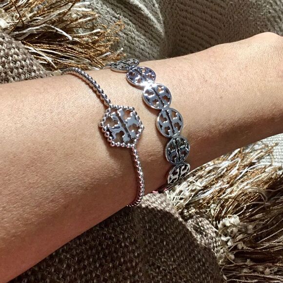 TORY BURCH CIRCLE LOGO SILVER BRACELET - Picture 6 of 8